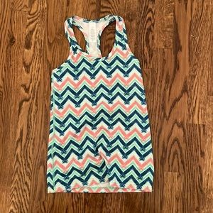 chevron patterned ivivva tank top!